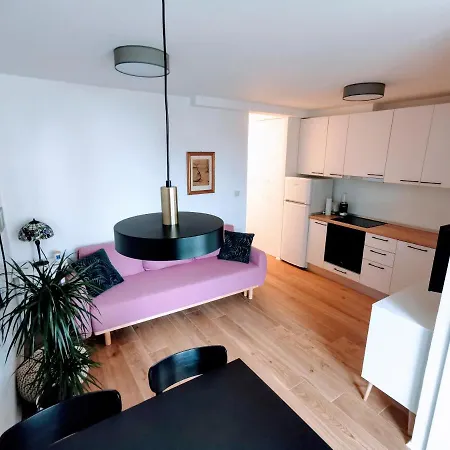 Apartment St3 *