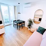 St3 * Split