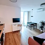 Lägenhet St3 *